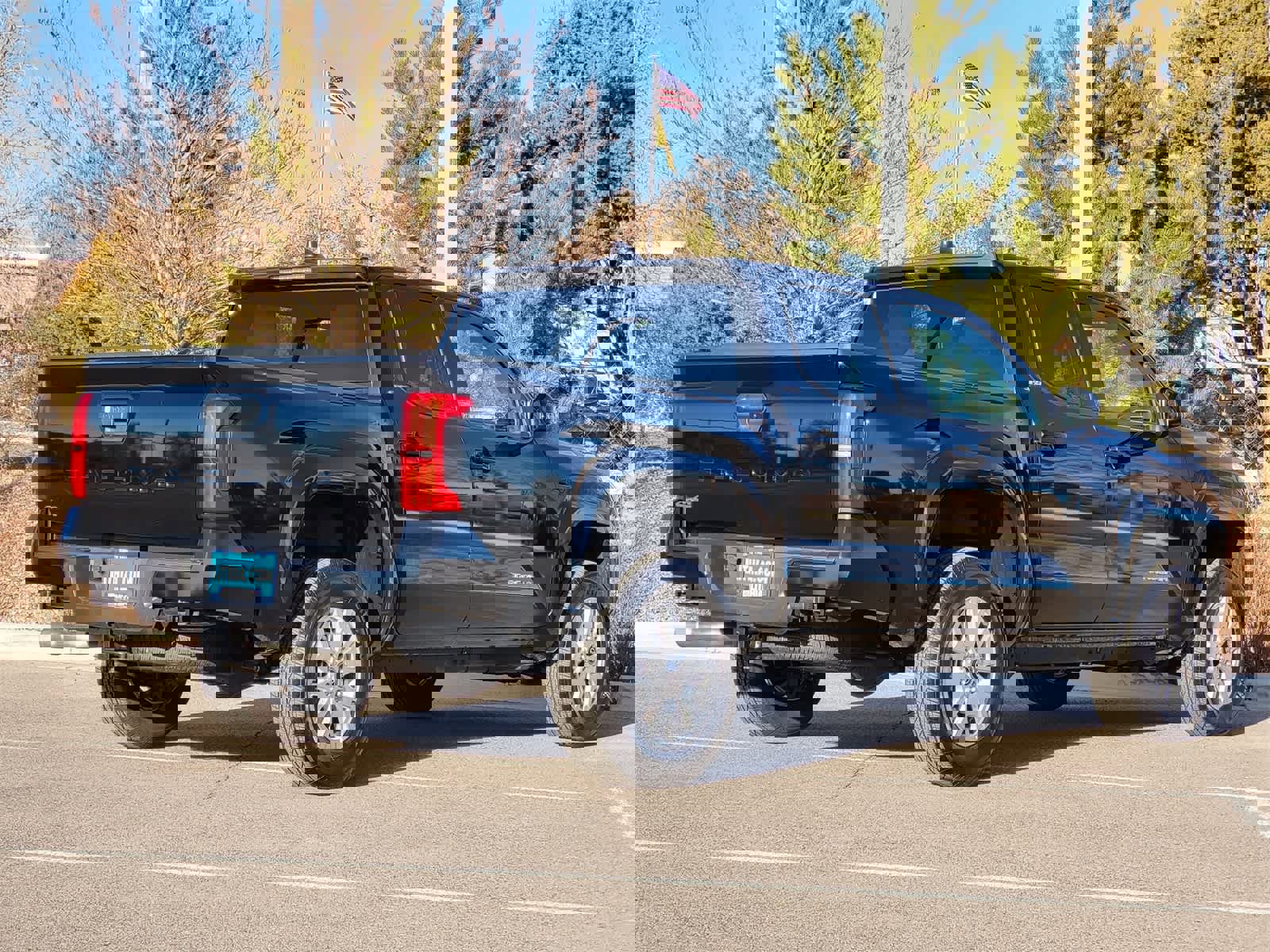 Used 2025 Toyota Tacoma SR5 image 5