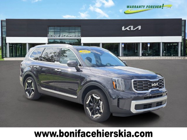 Certified 2025 Kia Telluride S