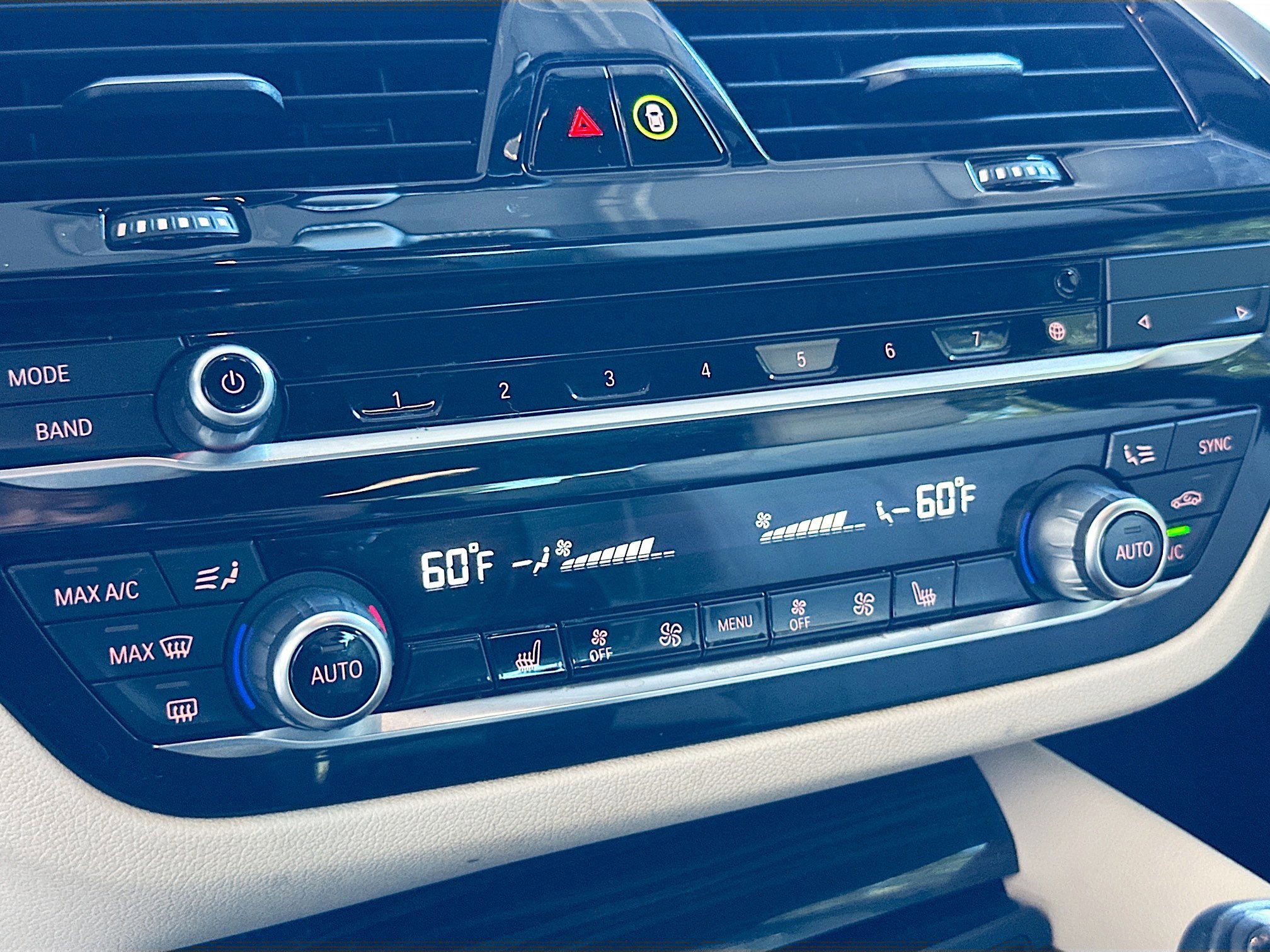 Certified 2023 BMW 540i w/ Premium Package image 16