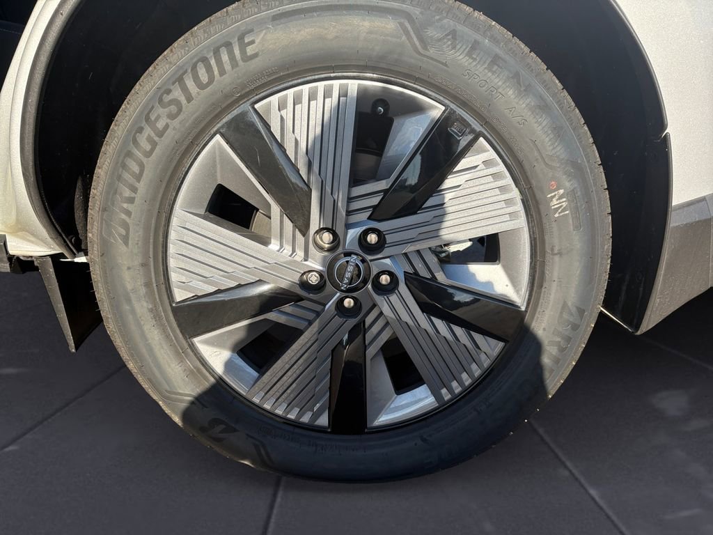 Used 2025 Nissan Murano SL w/ Cargo Package image 14