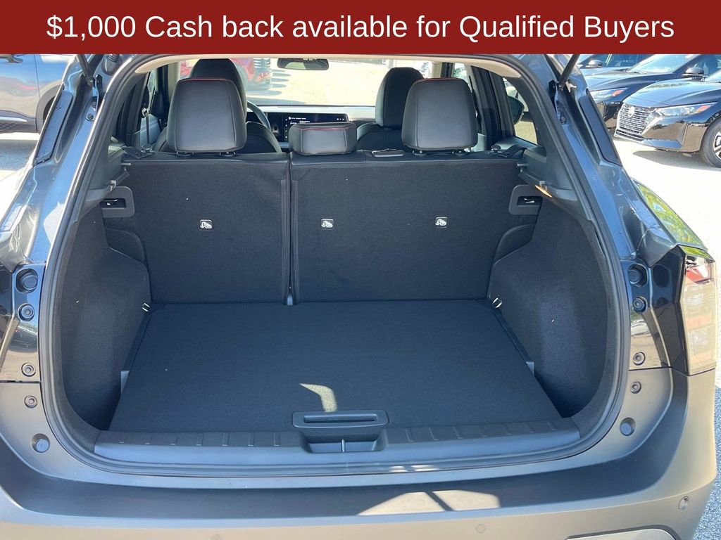 New 2026 Nissan Kicks SR image 8