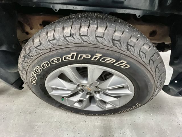 Certified 2021 Chevrolet Silverado 1500 Custom AWD/4WD image 31