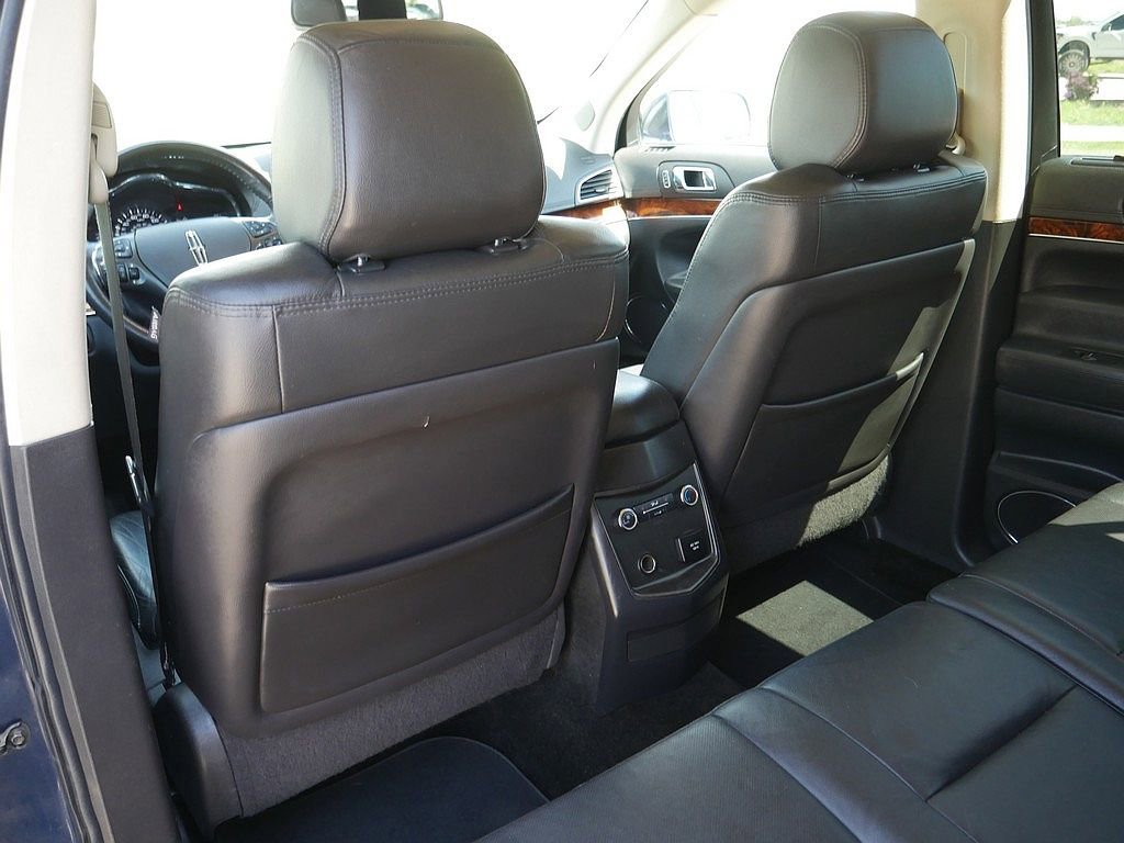 Used 2017 Lincoln MKT AWD w/ Technology Package image 15