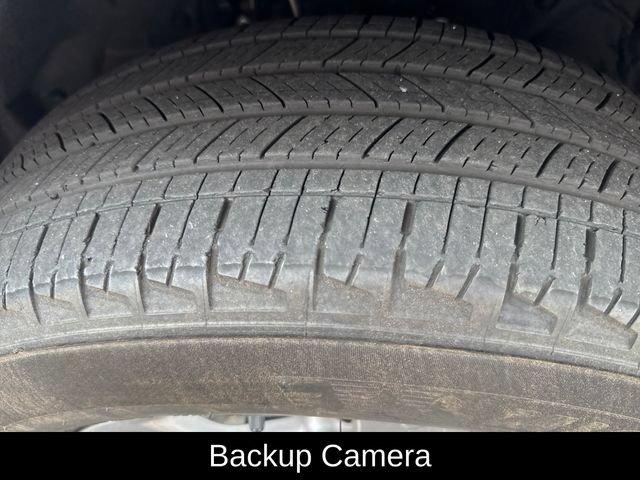 Used 2025 Toyota RAV4 XLE AWD/4WD image 11