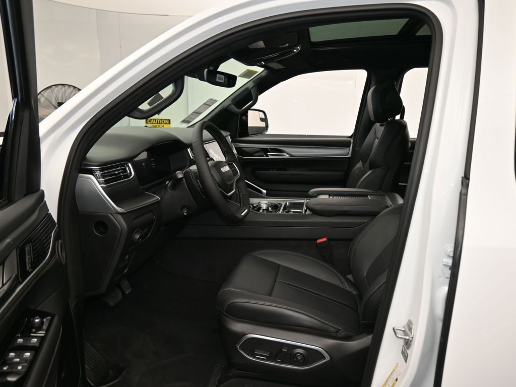 New 2026 Jeep Grand Wagoneer L Limited image 12