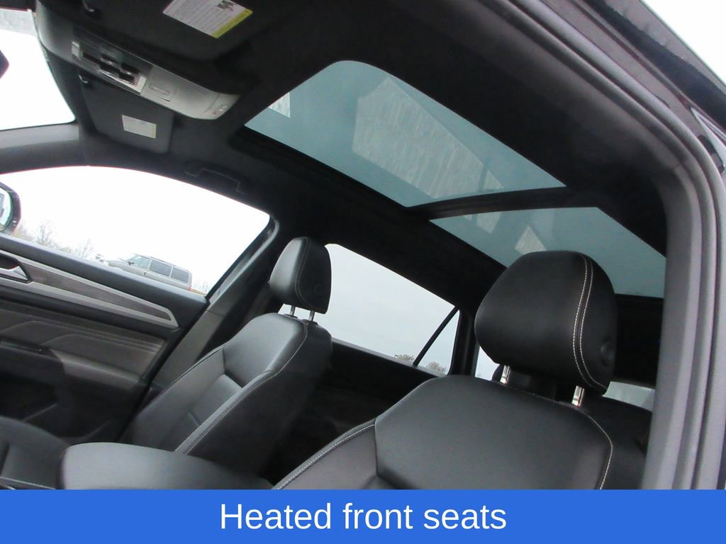 Used 2023 Volkswagen Atlas Cross Sport SE w/ Panoramic Sunroof Package image 7