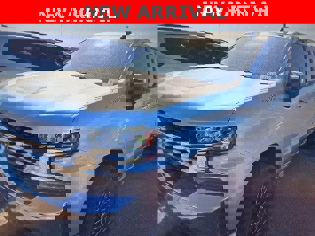 Used 2019 Chevrolet Silverado 1500 LT w/ All-Star Edition image 2