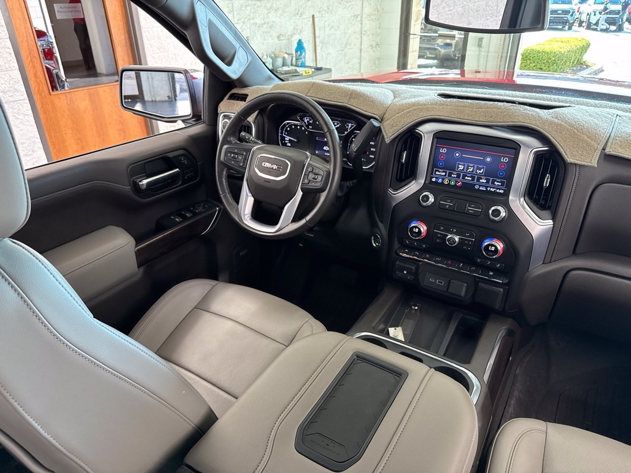 Used 2020 GMC Sierra 1500 SLT w/ SLT Premium Plus Package AWD/4WD image 47
