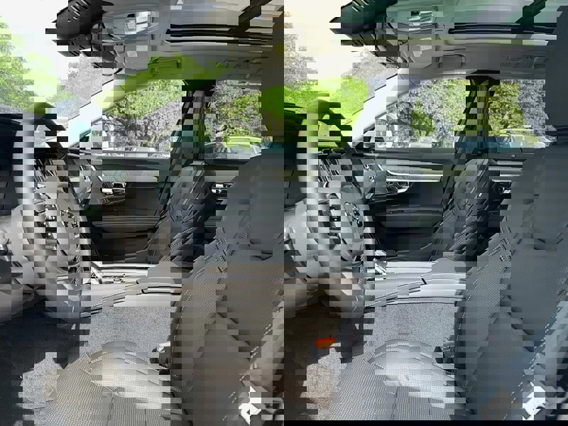 New 2025 Volvo V90 B6 Cross Country Ultra w/ Protection Package Premier image 13