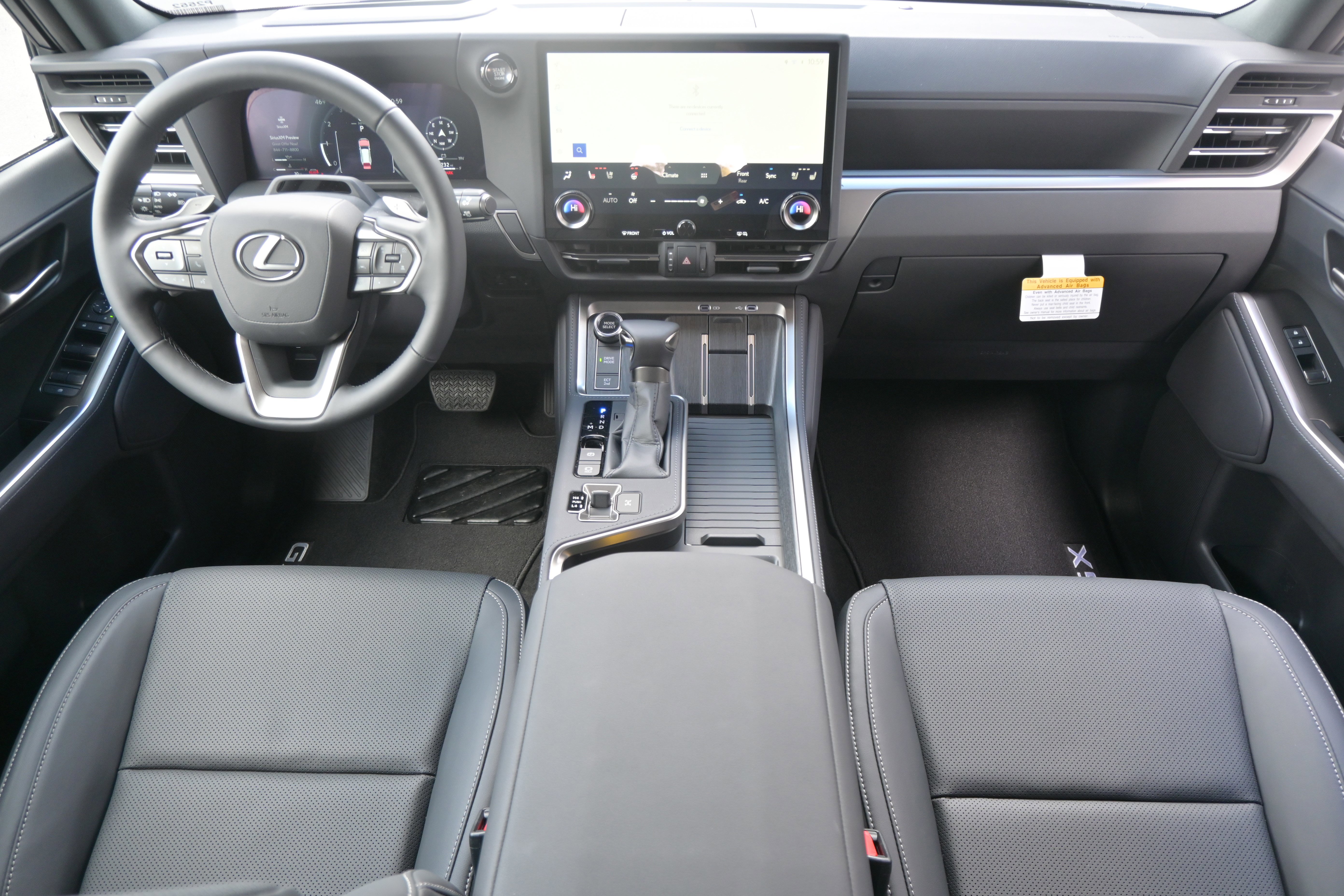 Used 2026 Lexus GX 550 GX 550 Premium w/ Cold Area Package image 32