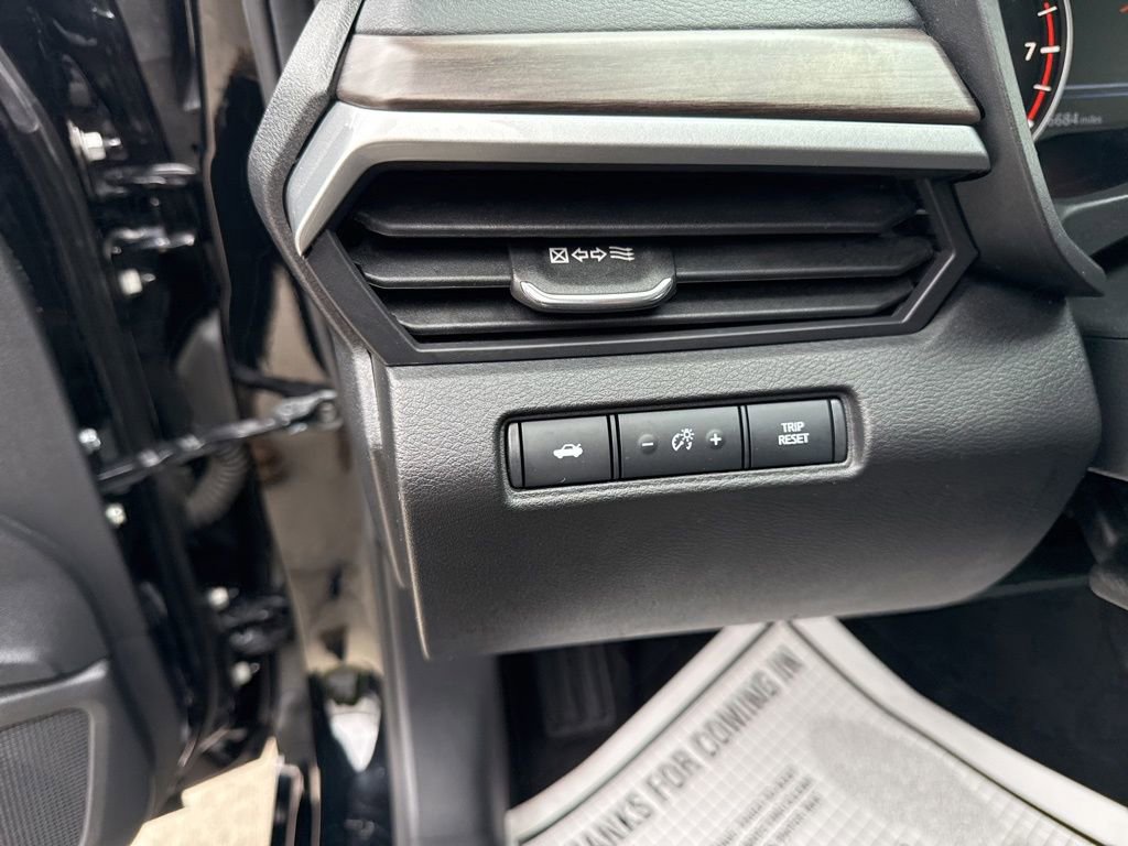 Used 2024 Nissan Altima 2.5 SV image 23