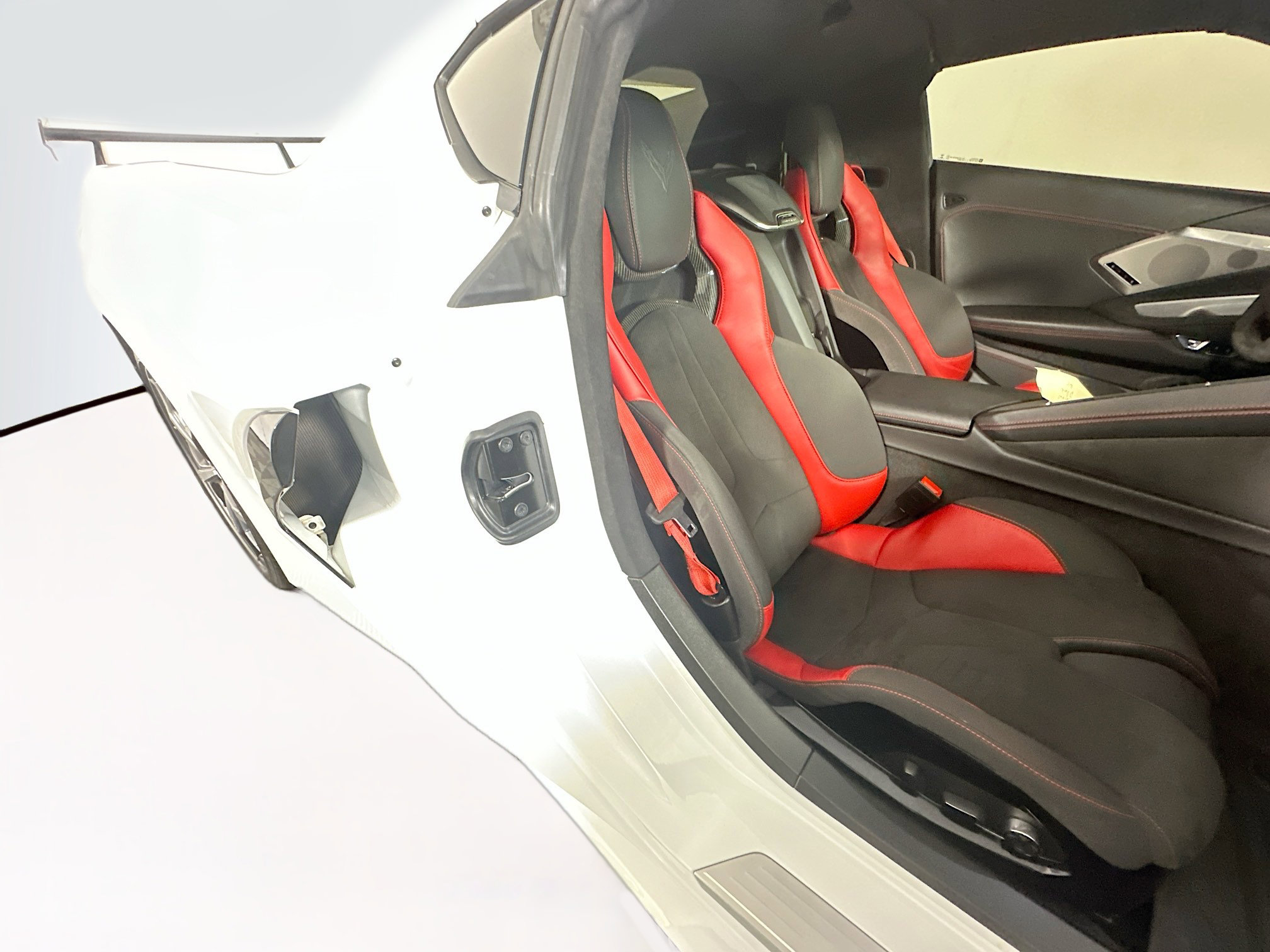 Used 2022 Chevrolet Corvette Stingray Premium Cpe w/ Z51 Performance Package RWD image 27