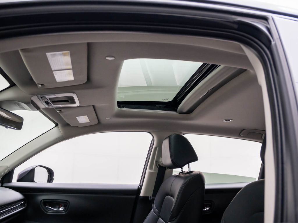 Used 2023 Honda HR-V EX-L image 19