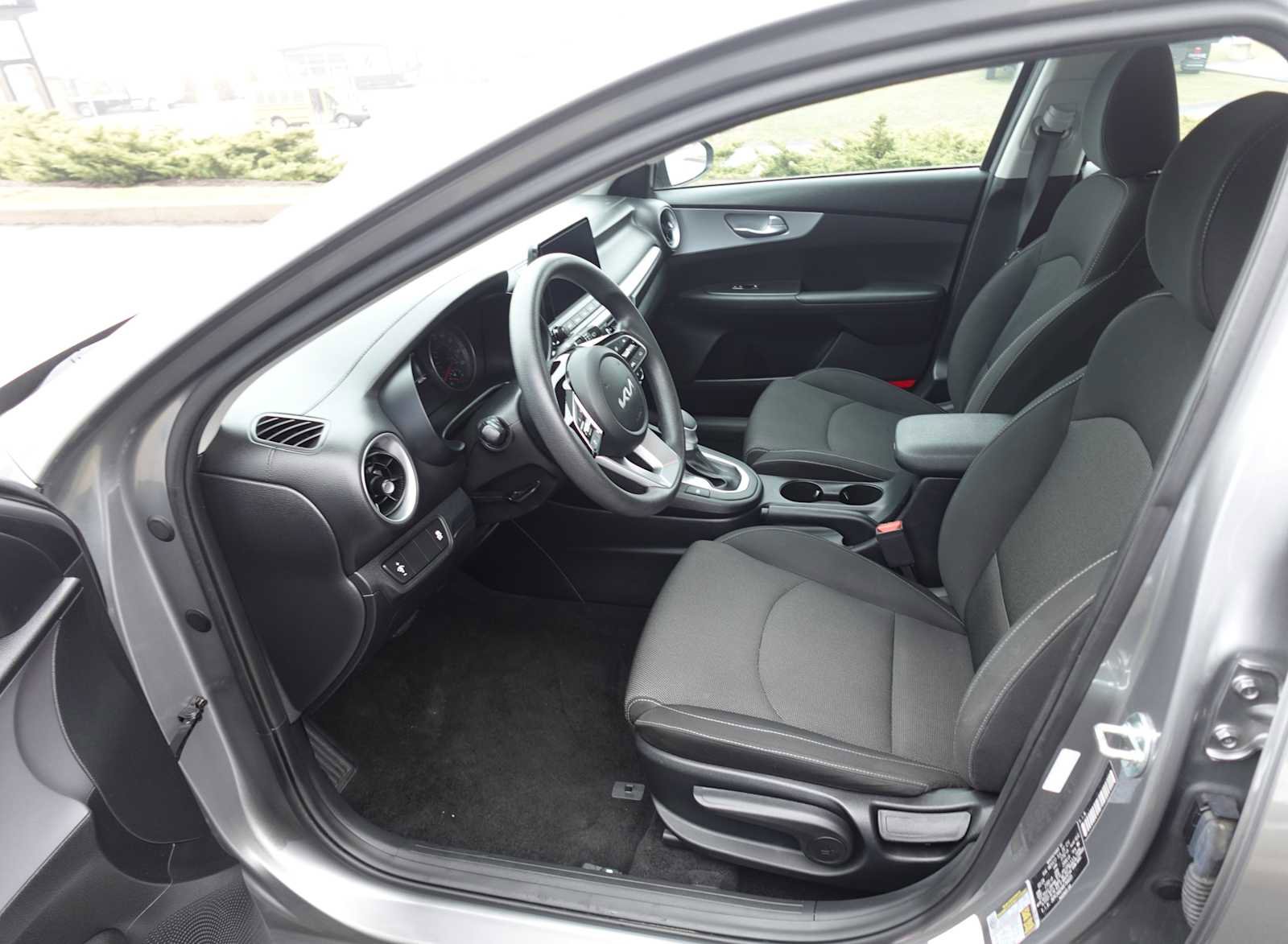 Used 2024 Kia Forte LXS image 11