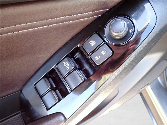 Used 2017 MAZDA MAZDA3 Grand Touring w/ Premium Equipment Package image 14