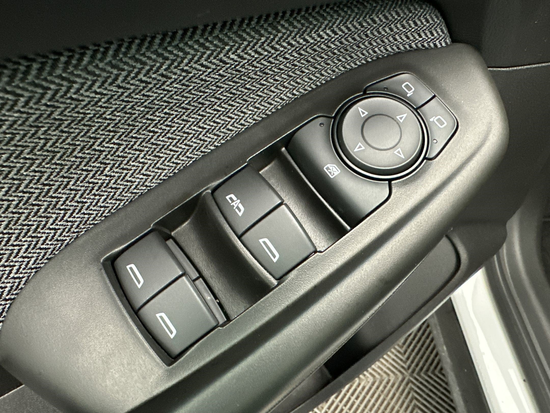 Certified 2024 Chevrolet TrailBlazer LT AWD/4WD image 14