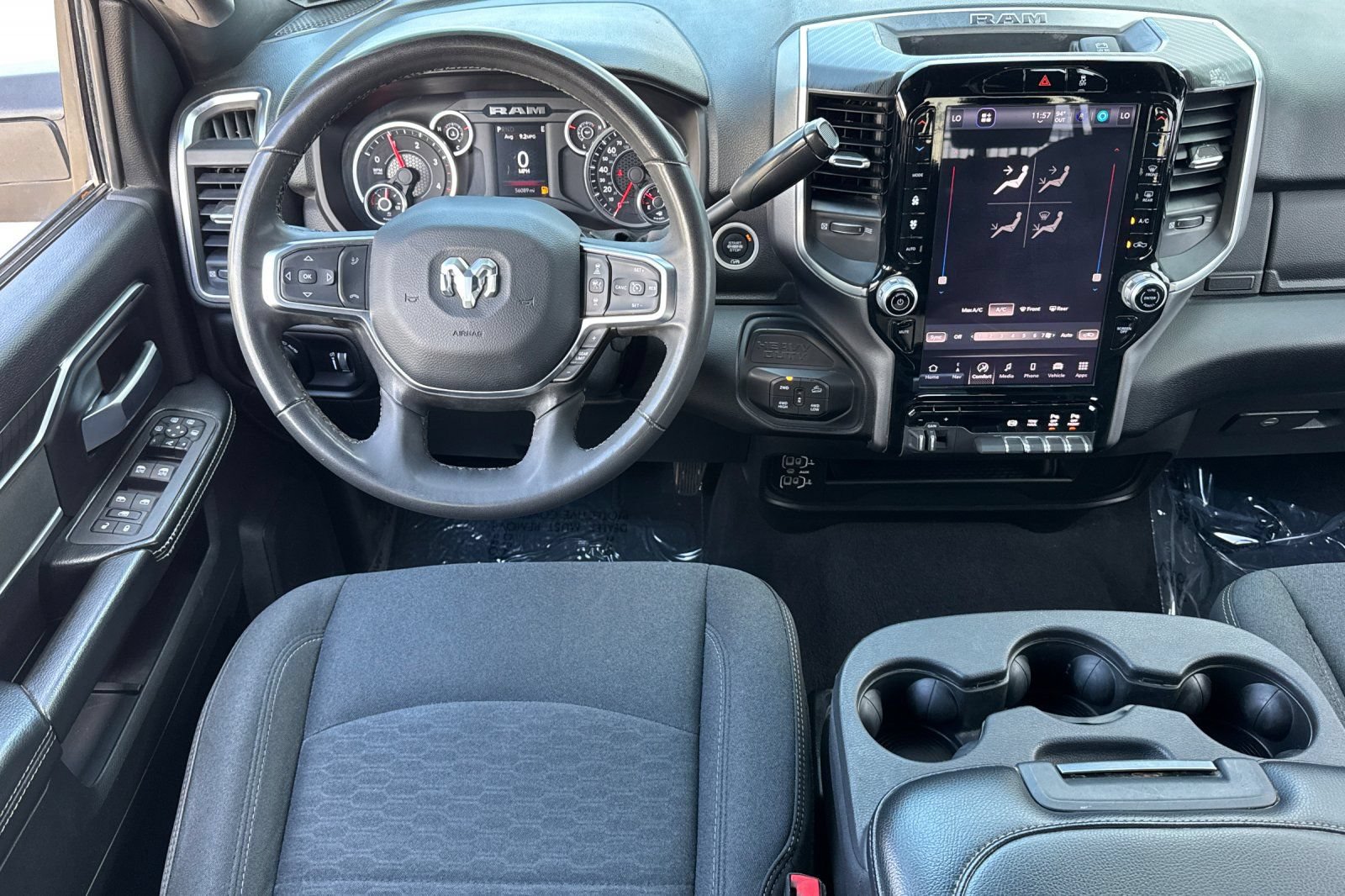Used 2025 RAM 2500 Big Horn AWD/4WD image 15