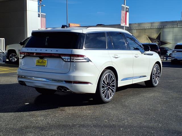 New 2025 Lincoln Aviator Black Label image 2