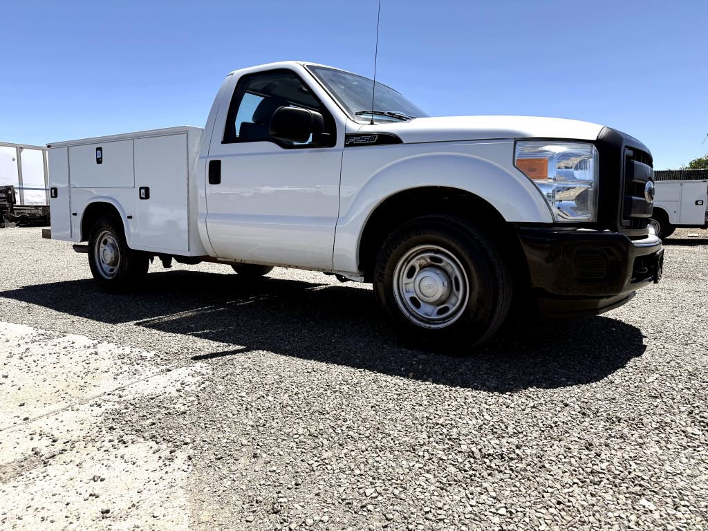 Used 2016 Ford F250 XL image 4