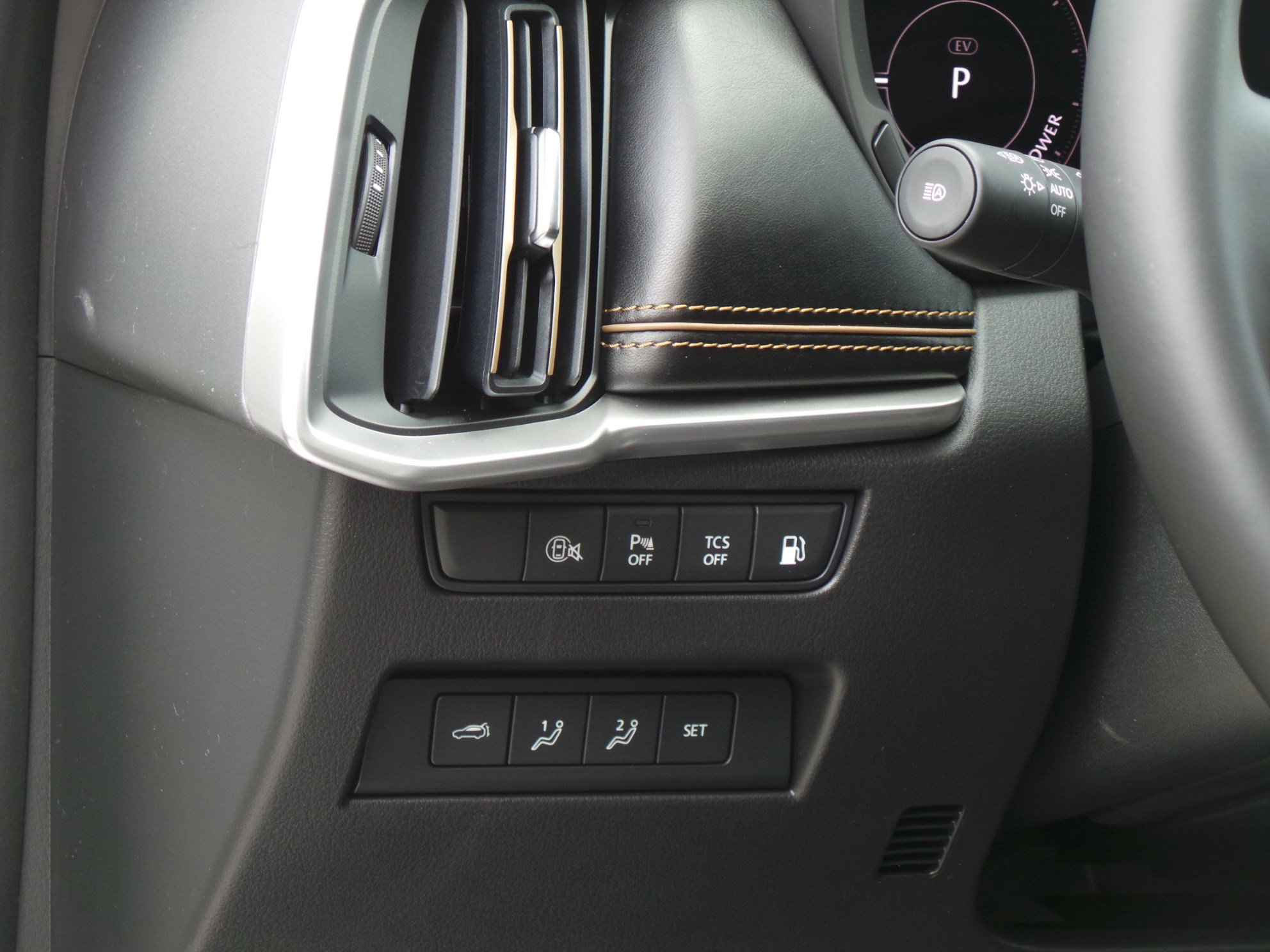 New 2025 MAZDA CX-70 Plug-In Hybrid w/ Premium Plus image 12