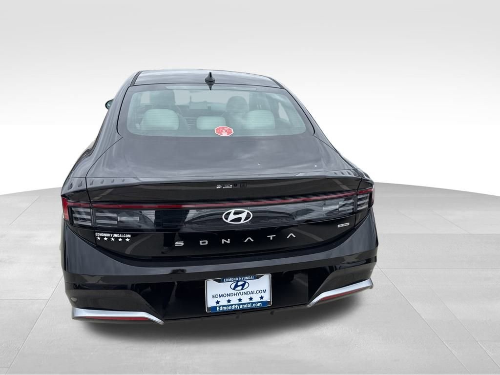 New 2026 Hyundai Sonata SEL AWD/4WD image 8