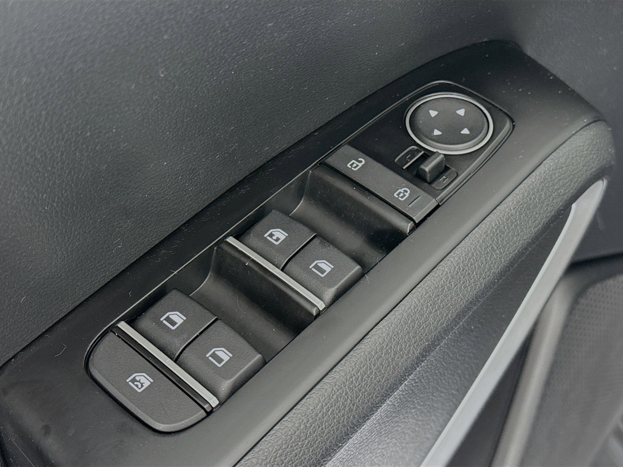 Used 2022 Kia Soul LX image 17