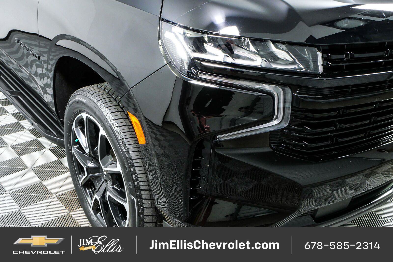 Certified 2024 Chevrolet Suburban RST w/ Luxury Package RWD image 39