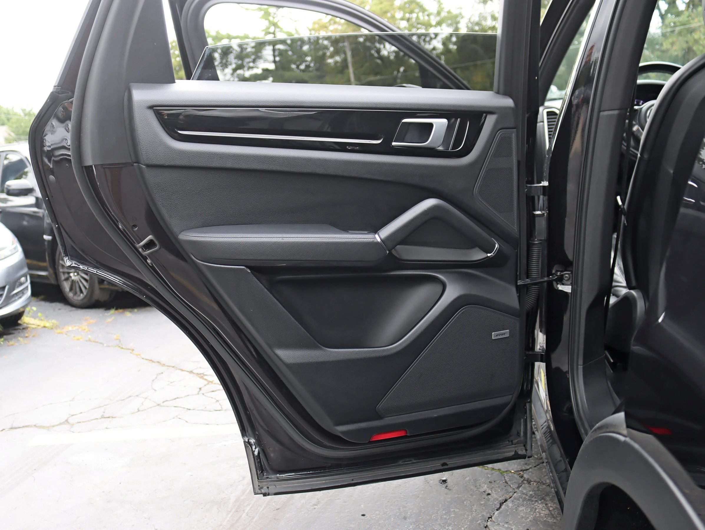 Used 2019 Porsche Cayenne AWD/4WD image 34