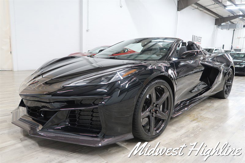 Used 2023 Chevrolet Corvette Z06 image 13