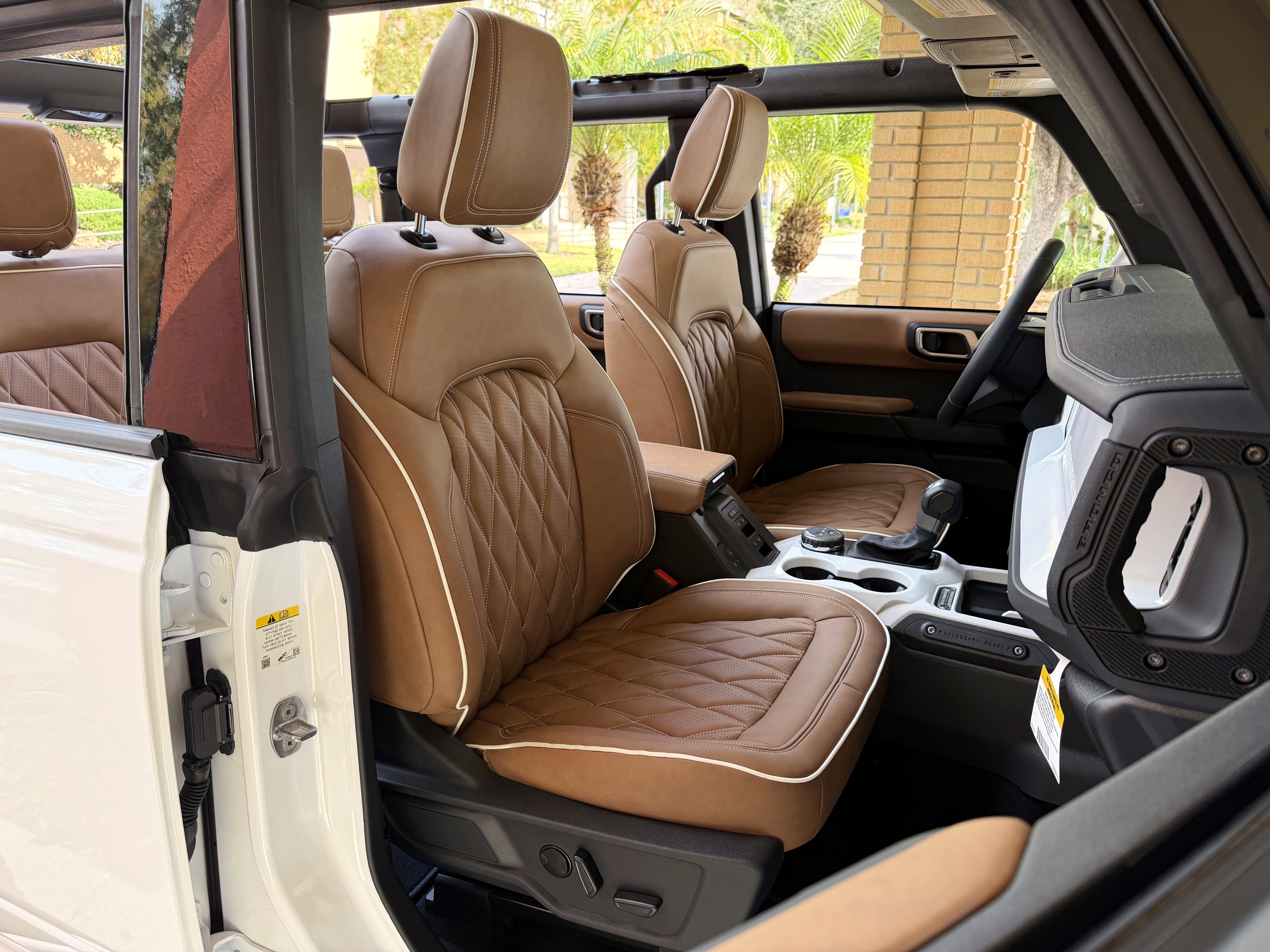 Used 2025 Ford Bronco Outer Banks AWD/4WD image 23