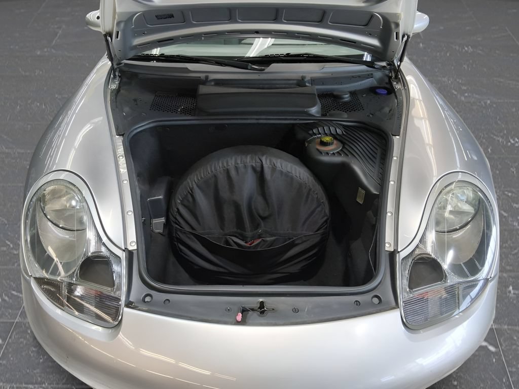 Used 2001 Porsche 911 Carrera RWD image 13