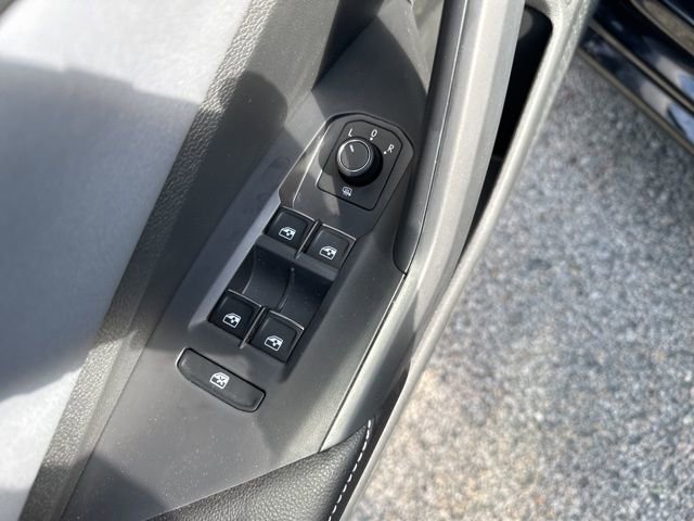 New 2026 Volkswagen Jetta SE FWD image 13