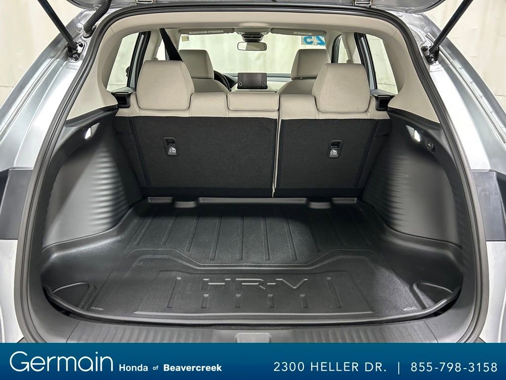 Certified 2025 Honda HR-V LX image 31