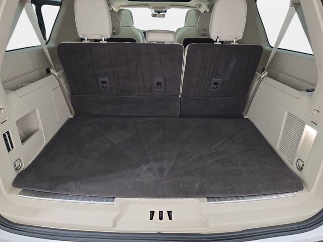 Certified 2020 Lincoln Navigator L Reserve w/ Equipment Group 208A Reserve image 32