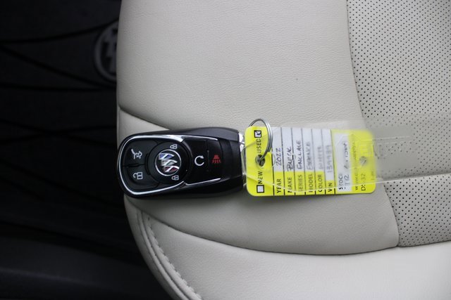 Used 2022 Buick Enclave Essence w/ Experience Buick Package image 9