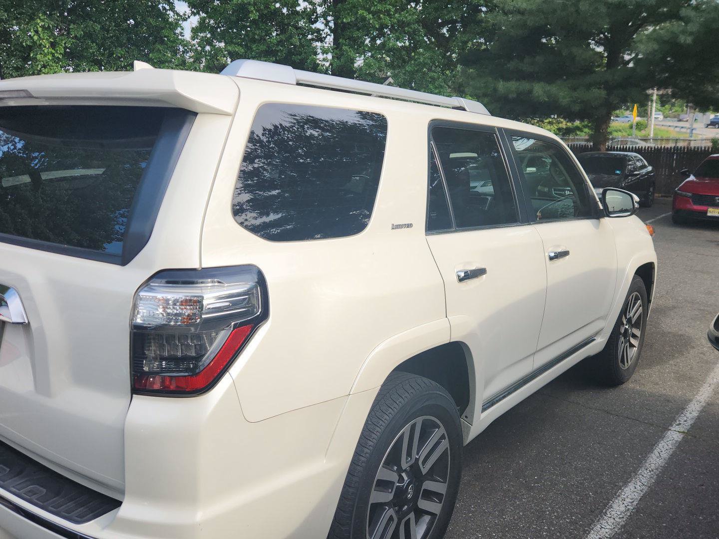 Used 2017 Toyota 4Runner Limited AWD/4WD image 3