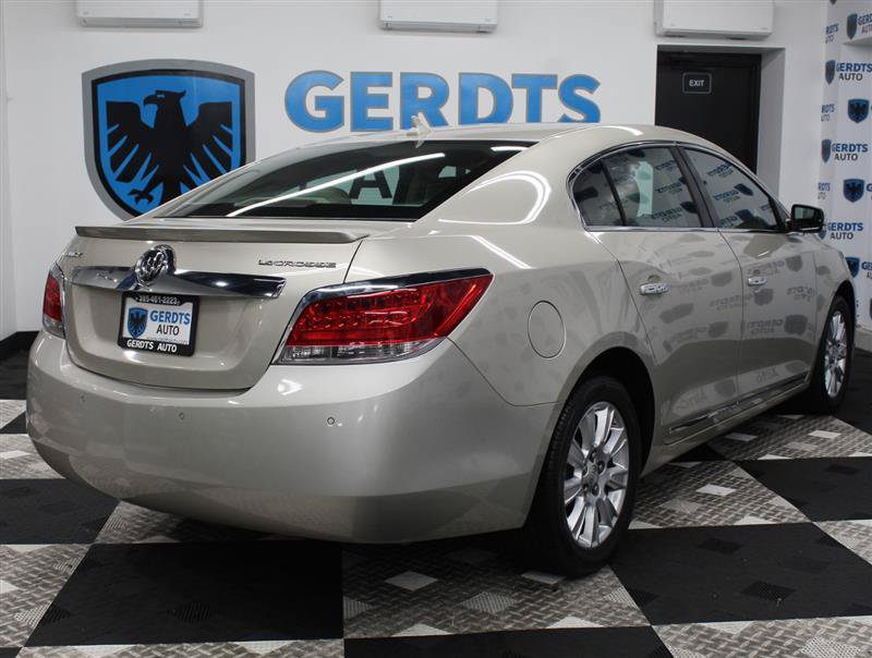 Used 2013 Buick LaCrosse Leather w/ Driver Confidence Package FWD image 4