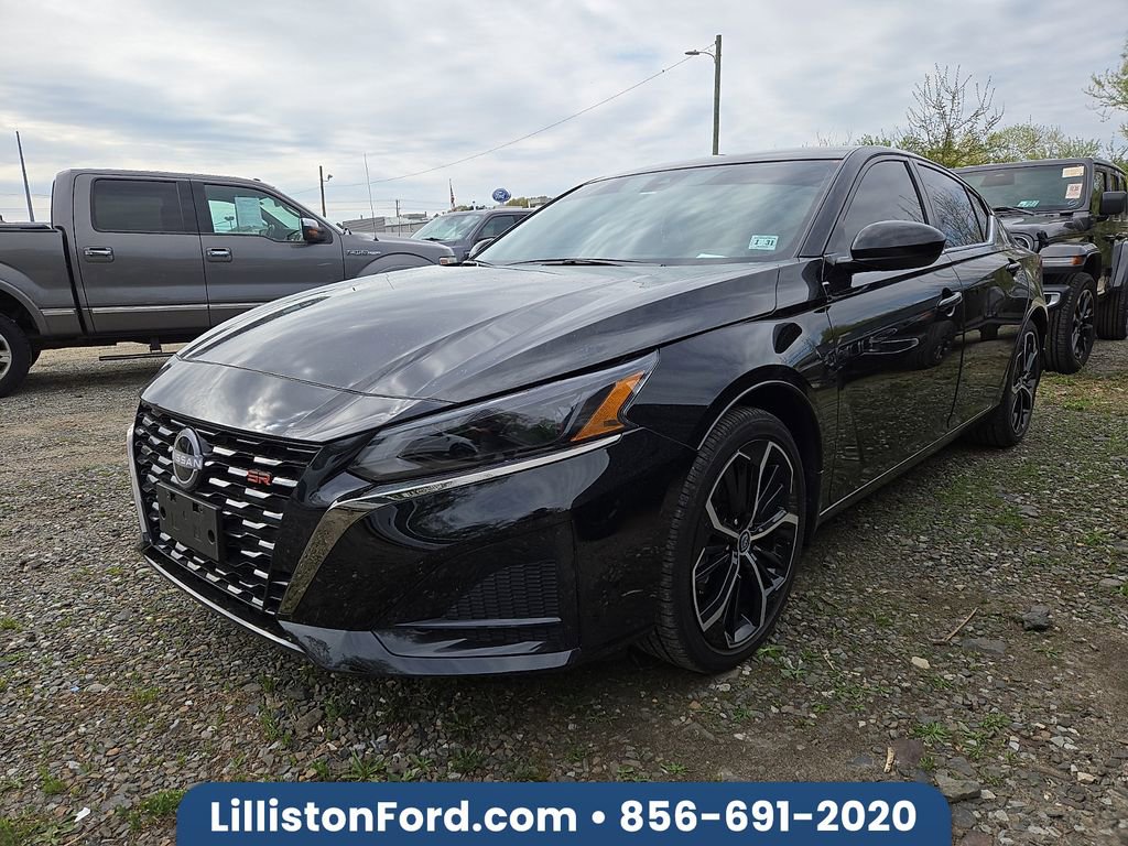 Used 2025 Nissan Altima 2.5 SR