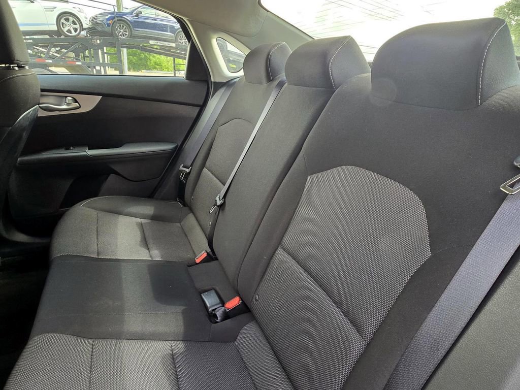 Used 2024 Kia Forte LXS FWD image 23