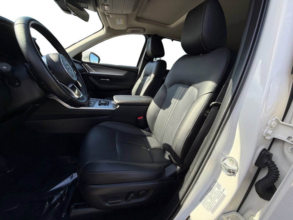 Used 2024 MAZDA CX-90 Plug-In Hybrid w/ Preferred image 9