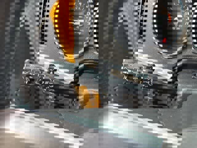 Used 2003 Chevrolet SSR w/ Preferred Equipment Group image 16