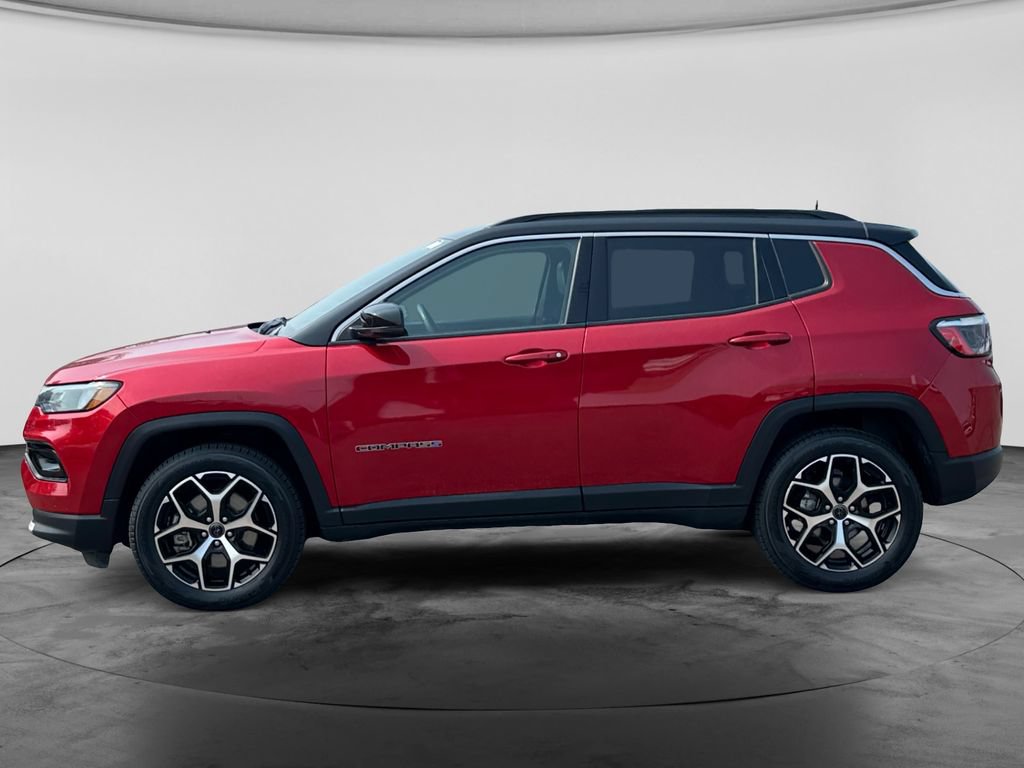 Used 2025 Jeep Compass Limited AWD/4WD image 4