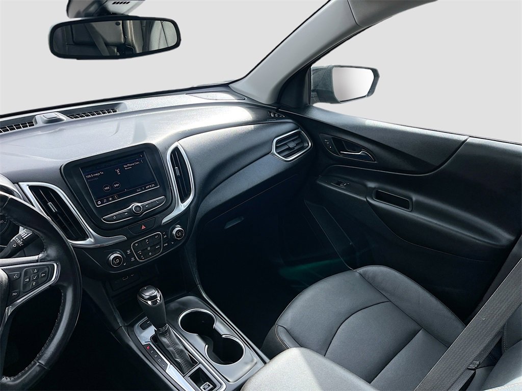 Used 2020 Chevrolet Equinox LT w/ Midnight Edition image 23