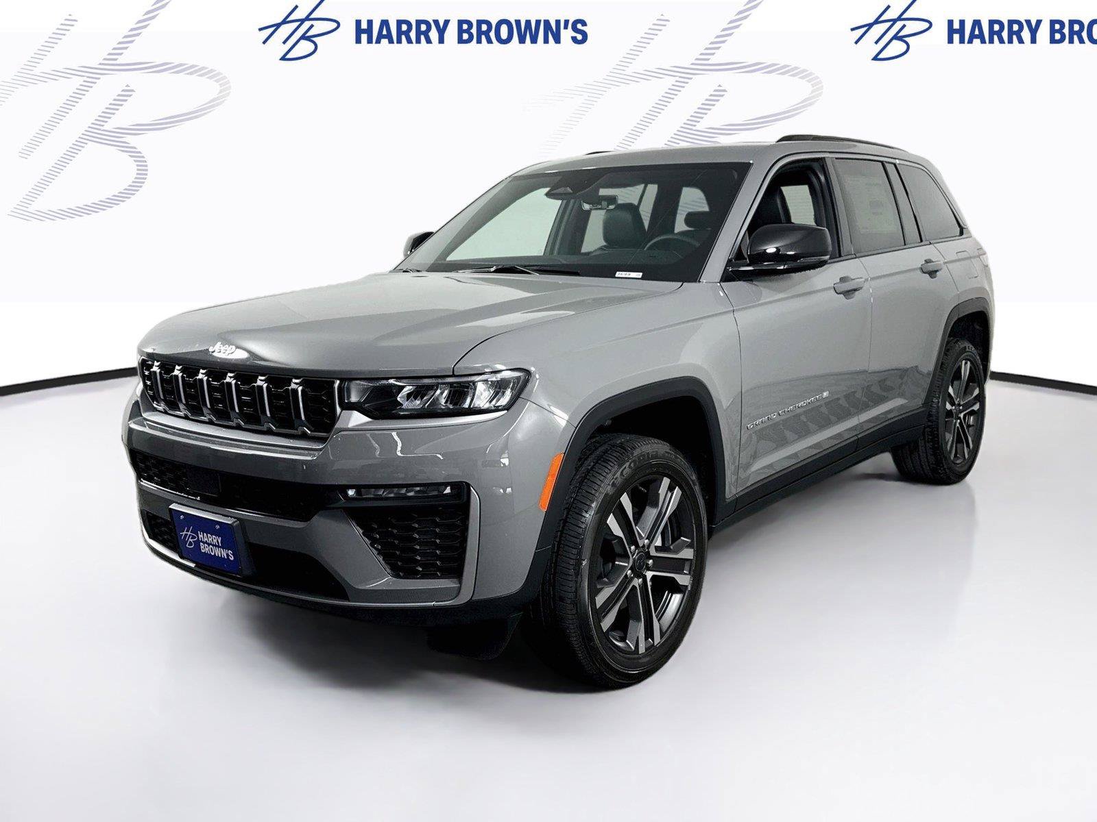 New 2027 Jeep Grand Cherokee Limited w/ Trailer Tow Package