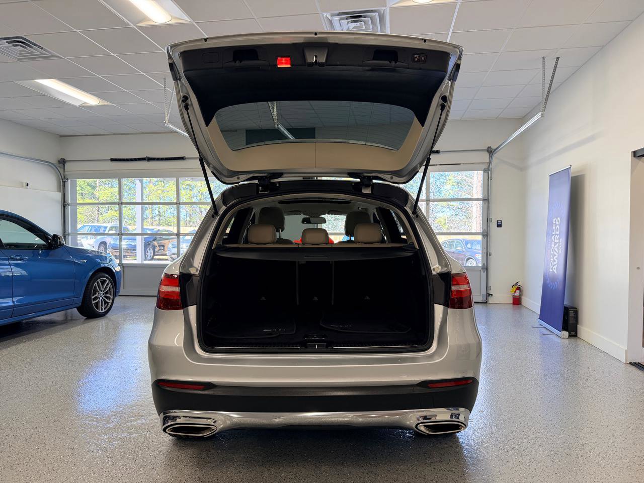 Used 2019 Mercedes-Benz GLC 300 4MATIC image 27