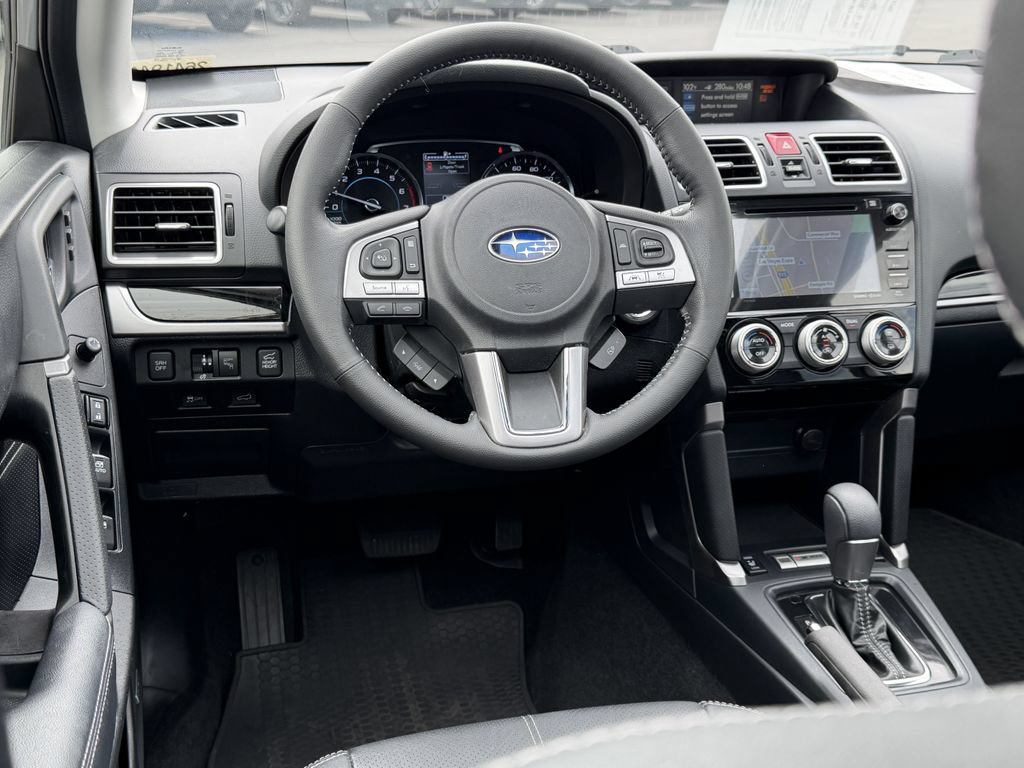 Used 2017 Subaru Forester 2.5i Touring AWD/4WD image 8