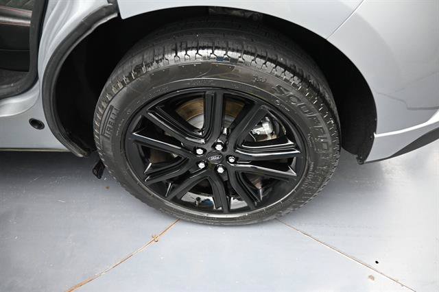 Used 2024 Ford Edge ST-Line AWD/4WD image 23