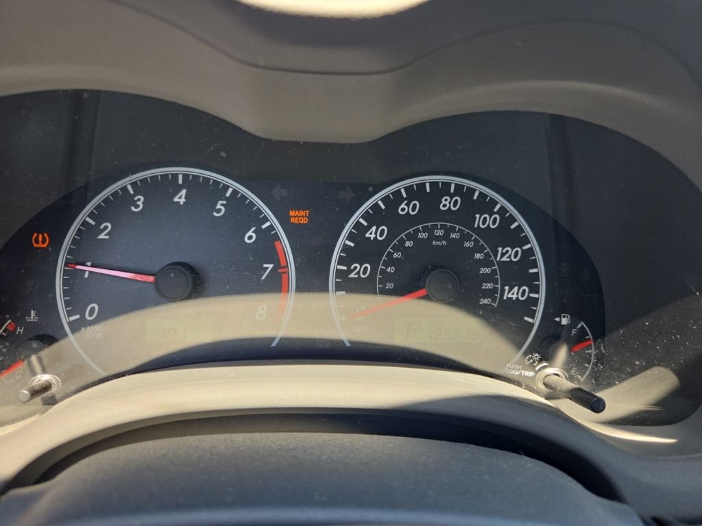 Used 2010 Toyota Corolla LE w/ All Weather Guard Pkg FWD image 12
