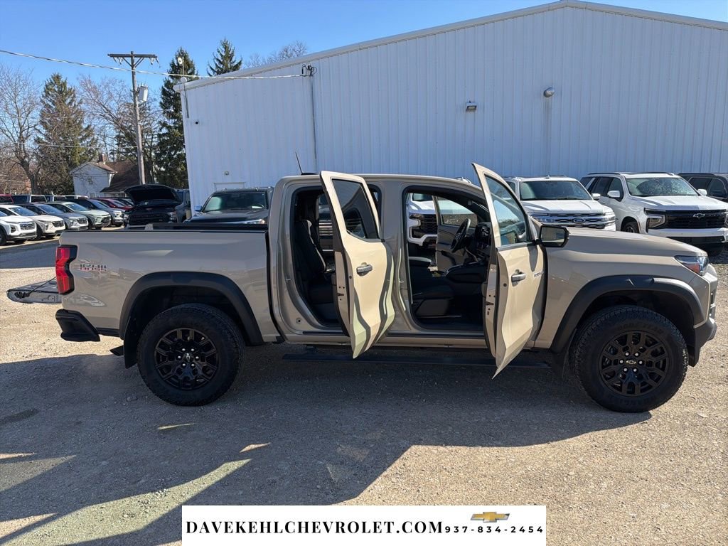 Used 2024 Chevrolet Colorado Trail Boss w/ Technology Package image 27