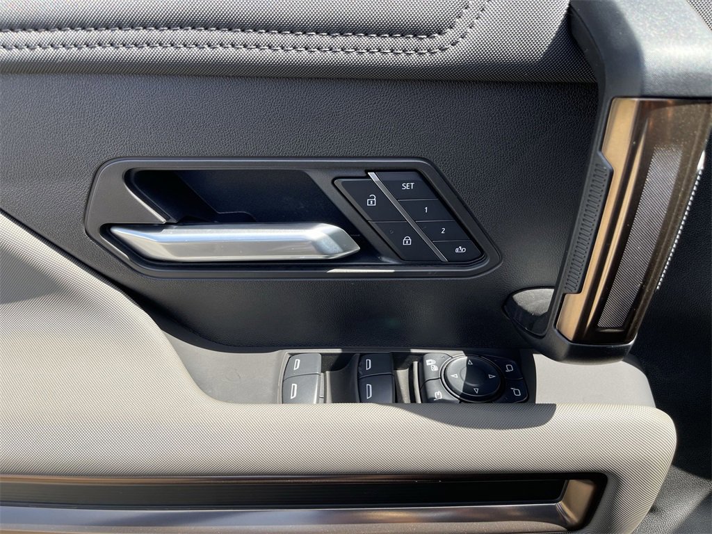 New 2025 GMC Hummer EV 3X image 24